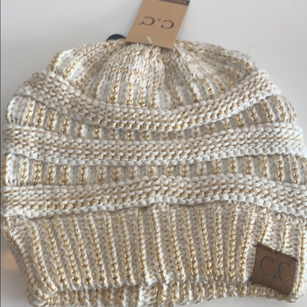 CC woven hat
